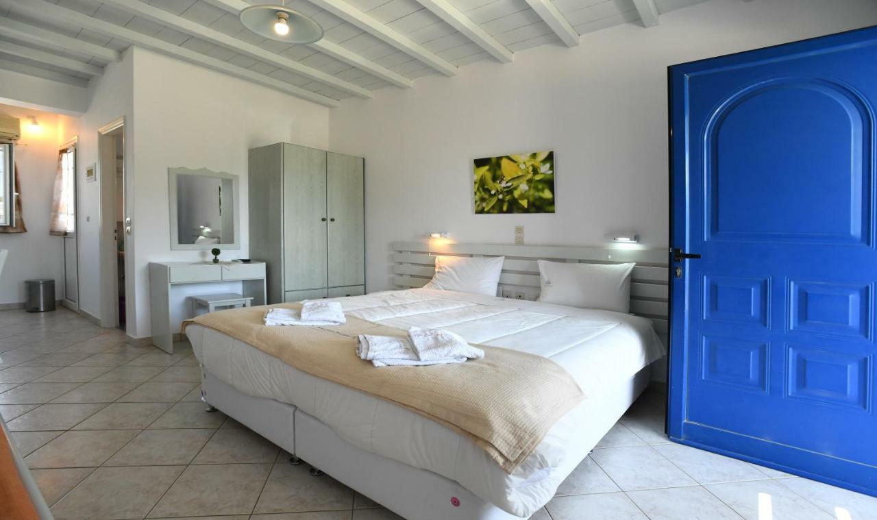 Nostos Beachfront Apartments & Studios Agios Ioannis  Eksteriør billede
