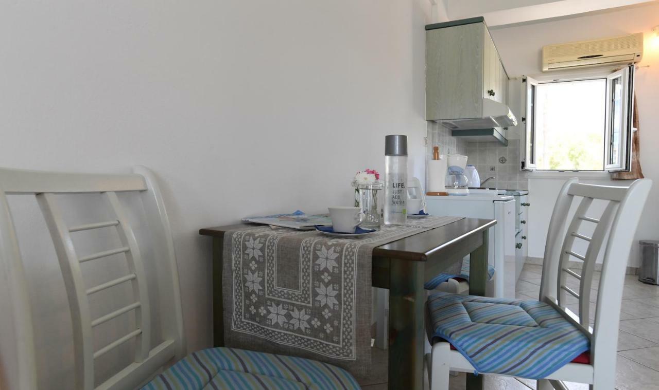 Nostos Beachfront Apartments & Studios Agios Ioannis  Eksteriør billede
