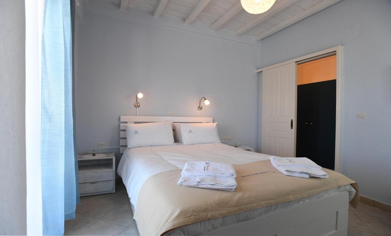 Nostos Beachfront Apartments & Studios Agios Ioannis  Eksteriør billede